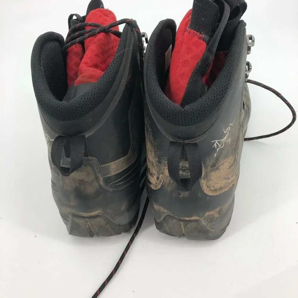Arc’Teryx Bora 2 Mid GTX Hiking Boots Mens Size 13 Black‎ Red Liner